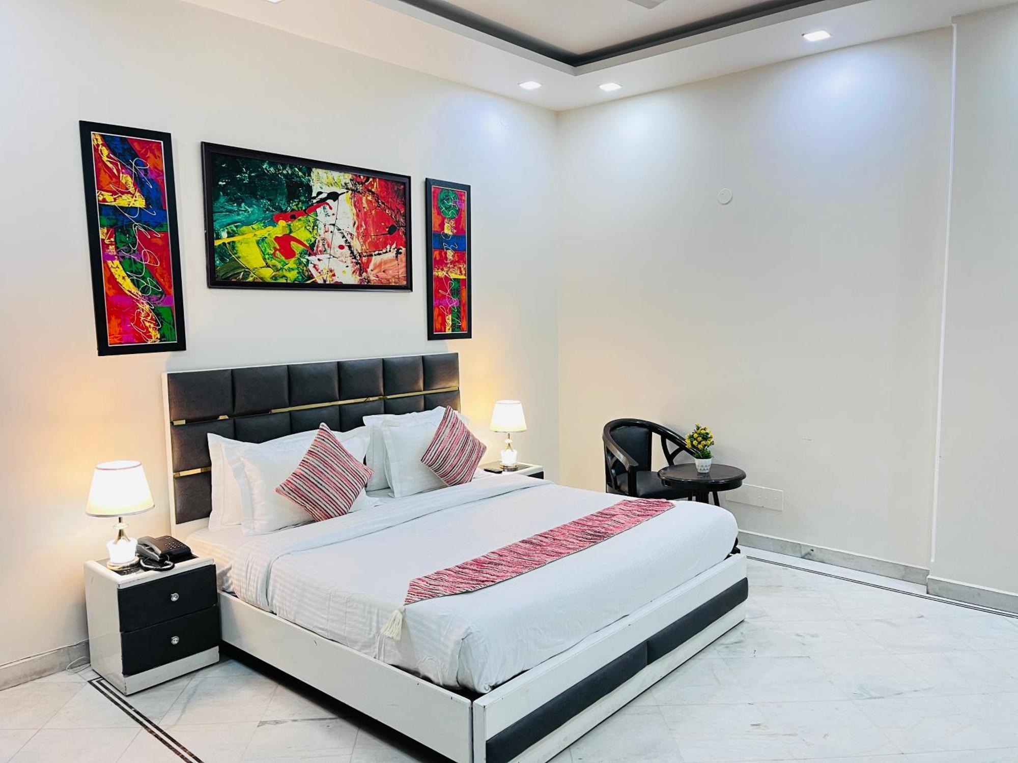 South Inn - Green Park Near Hauz Khas South Delhi Нью-Дели Экстерьер фото