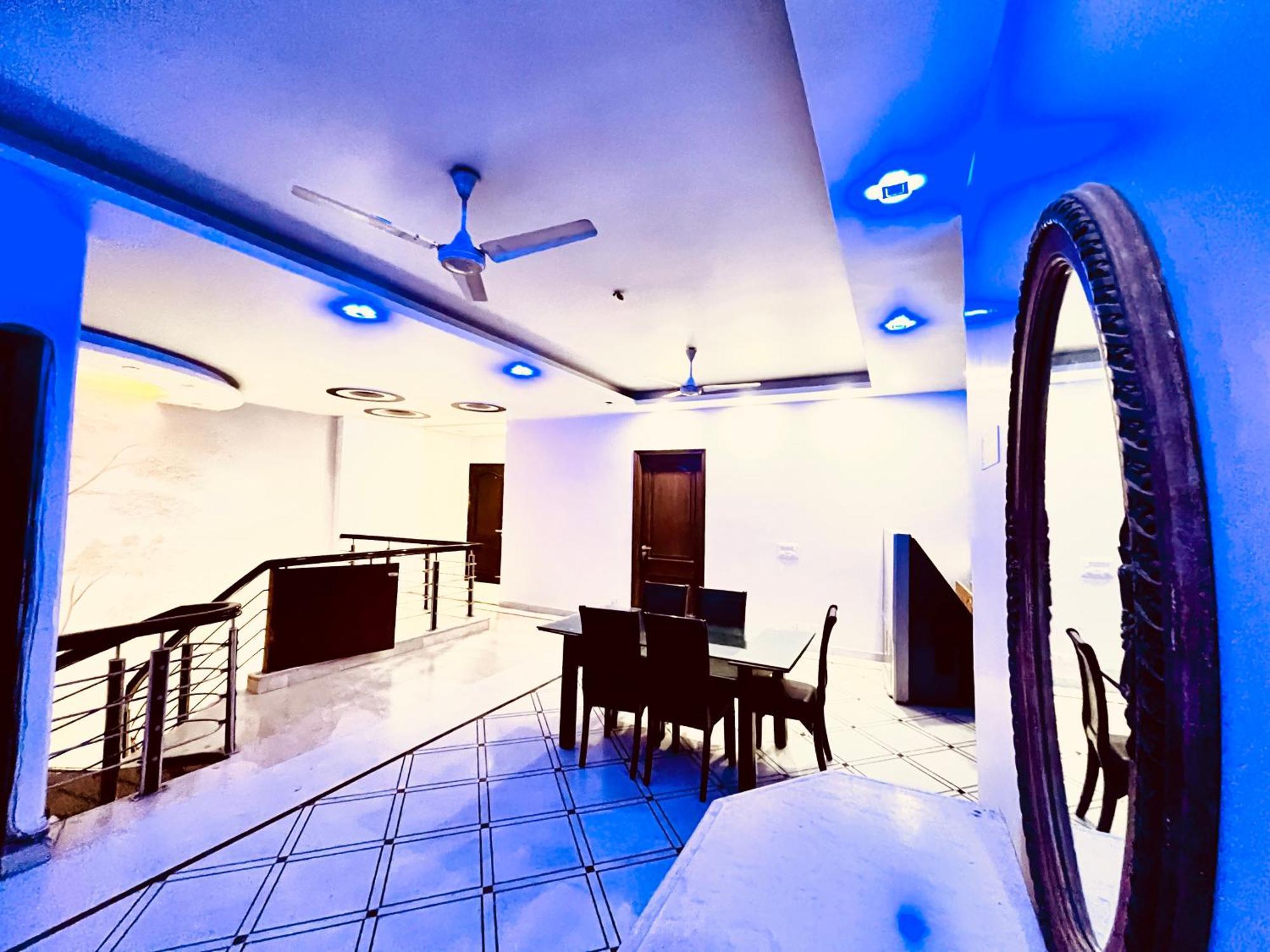 South Inn - Green Park Near Hauz Khas South Delhi Нью-Дели Экстерьер фото